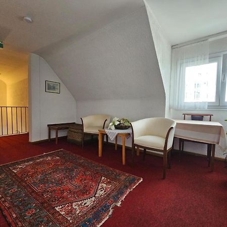 Hotel Haus Isenburg Ной Изенбург Екстериор снимка