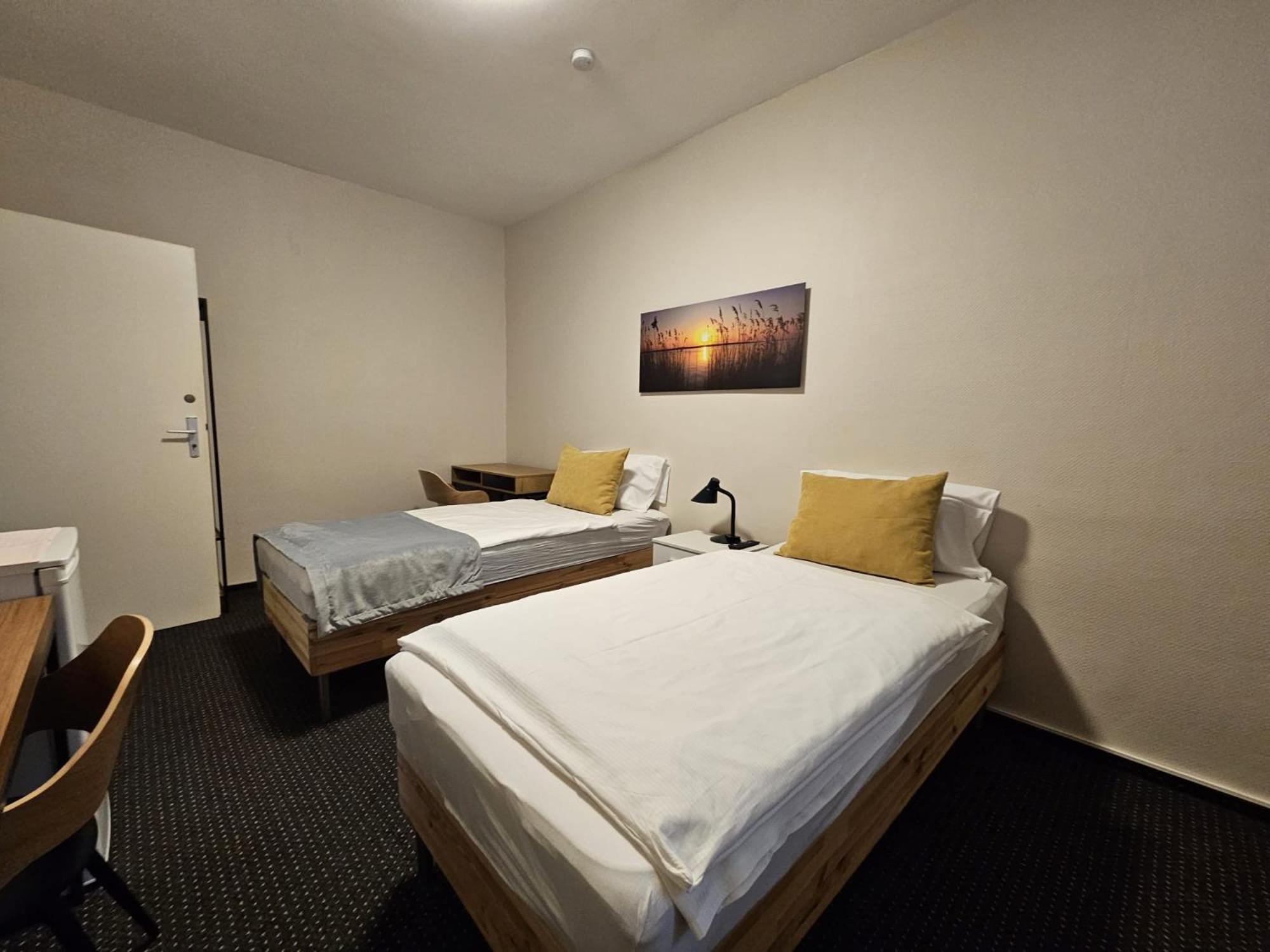 Hotel Haus Isenburg Ной Изенбург Екстериор снимка