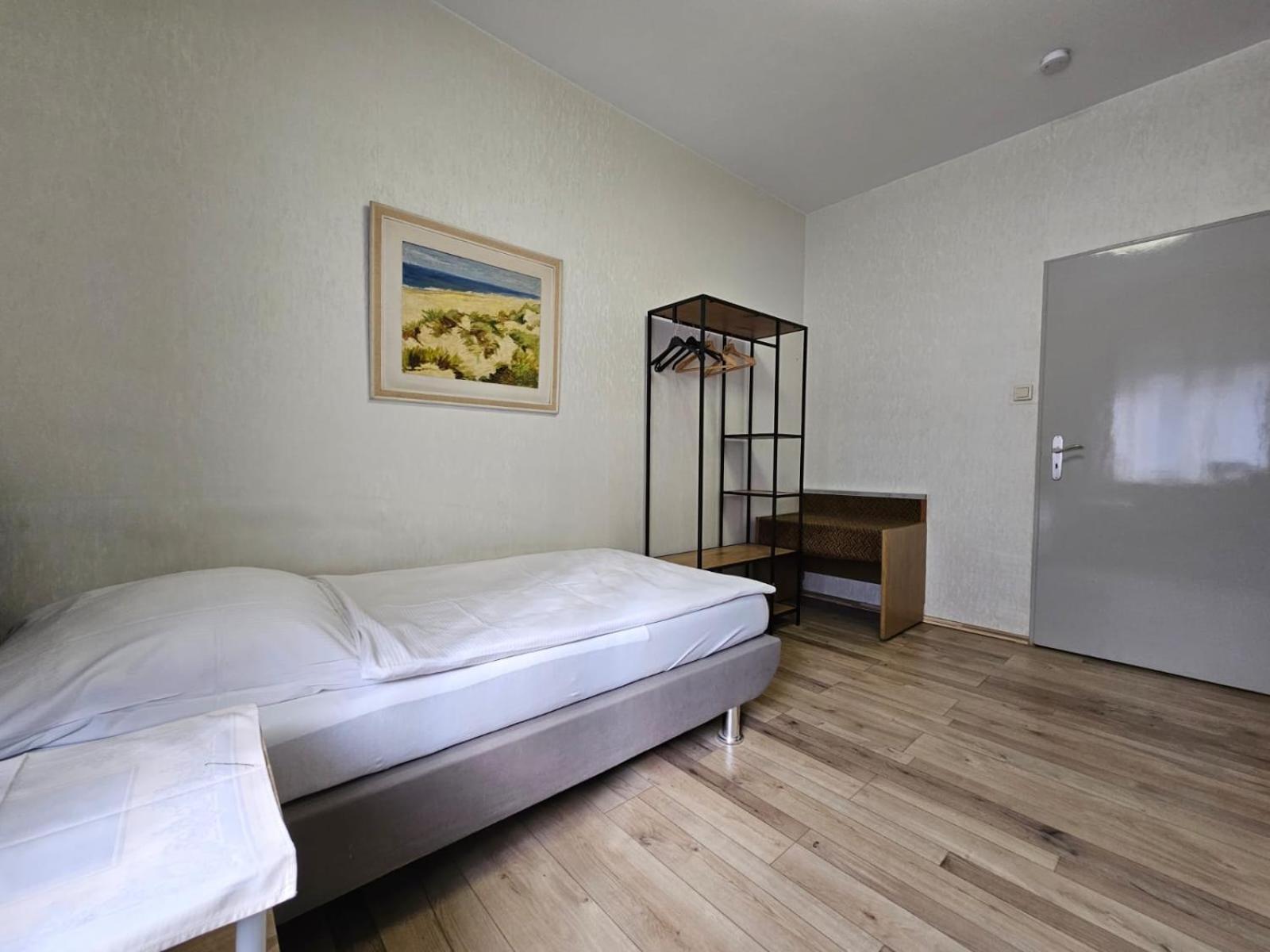 Hotel Haus Isenburg Ной Изенбург Екстериор снимка